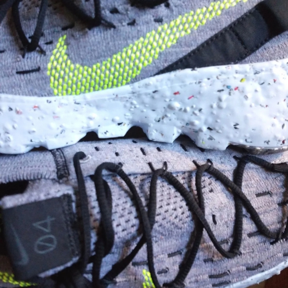 Nike Space Hippie 04